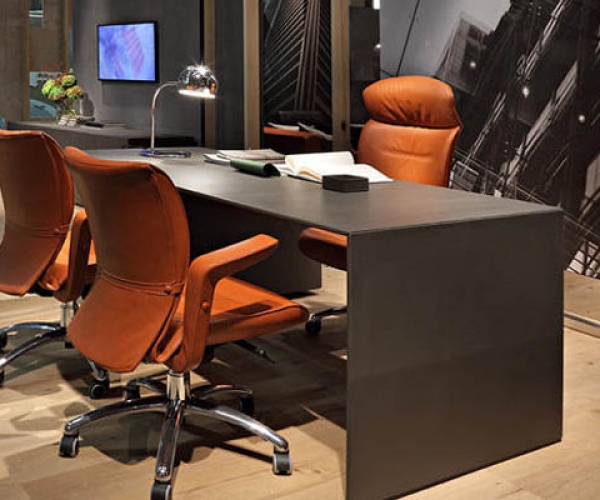 POLTRONA FRAU: новинки офисной мебели на выставке Orgatec 2016